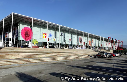 FN Outlet Hua Hin - Premium shopping and rest stop